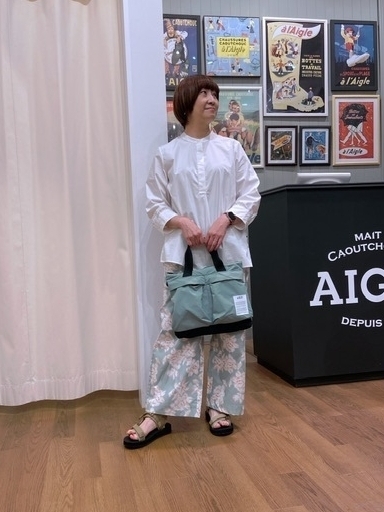 送・関税負担なし◆ERDEM◆ 花柄シルクワイドレッグパンツ レディース プリントワイドレッグパンツ ZHFAH52 - AIGLE